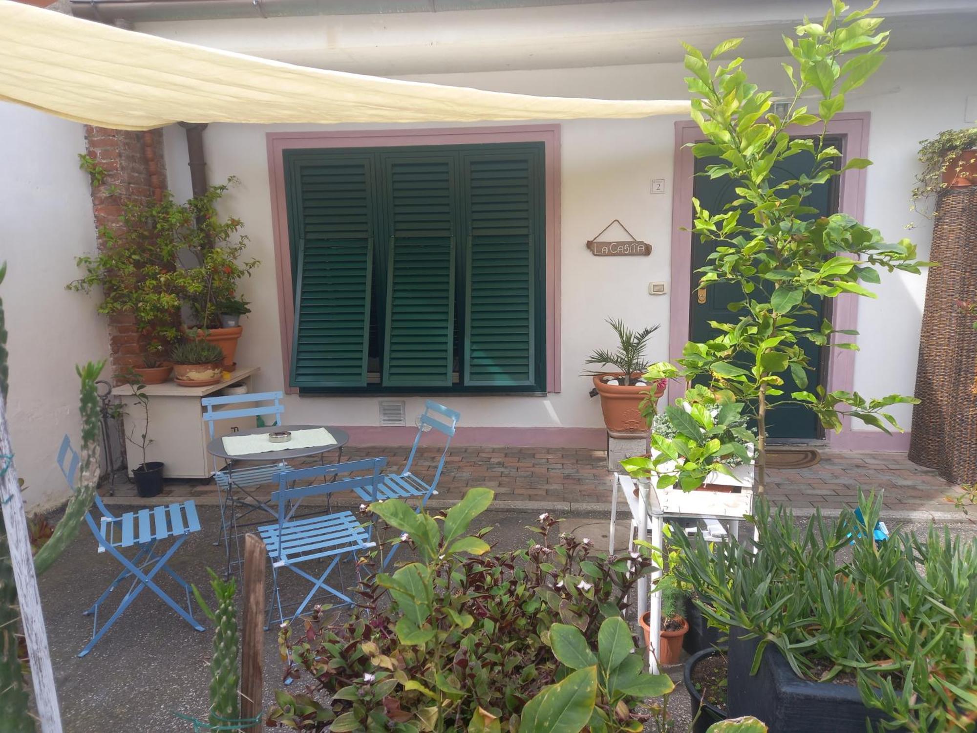 "La Casita", 2 Floors Apartment, Private Parking 1 Car Or 2 Bikes, Air-Cond And Terrace Livorno Exterior photo